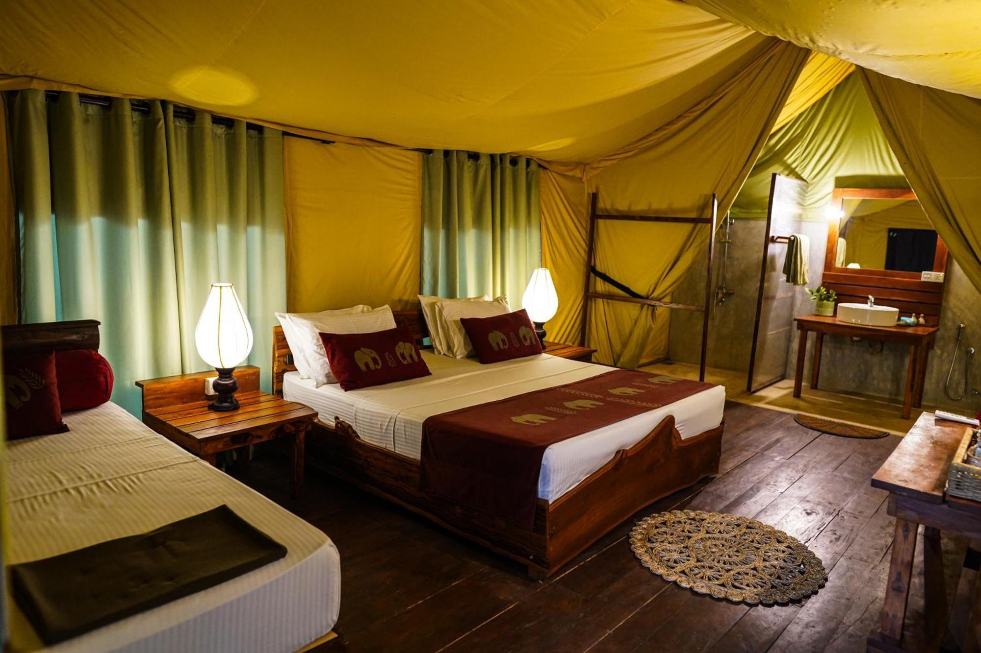 River Glamping By Gaga Bees 우다왈라웨 외부 사진