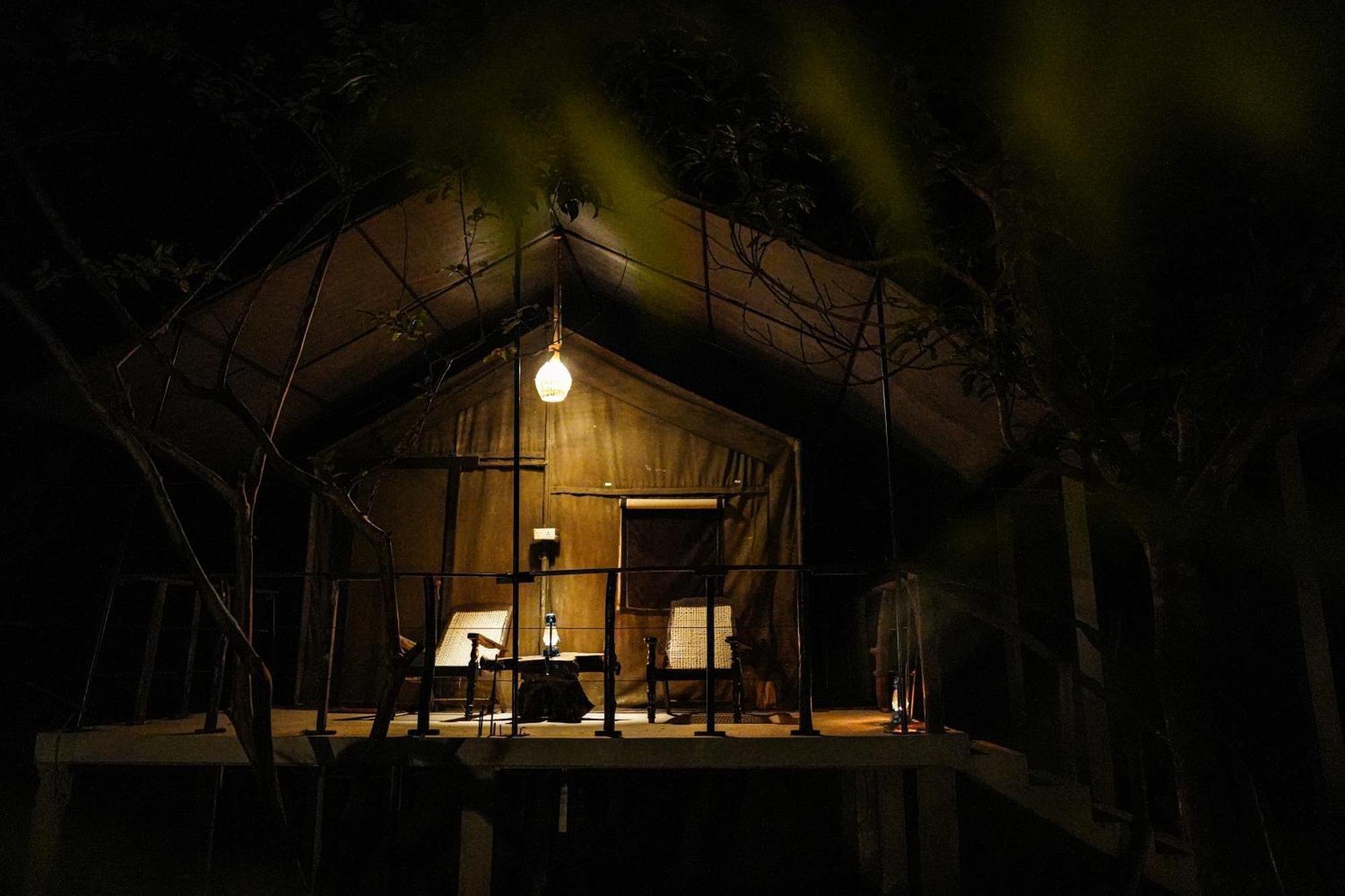 River Glamping By Gaga Bees 우다왈라웨 외부 사진
