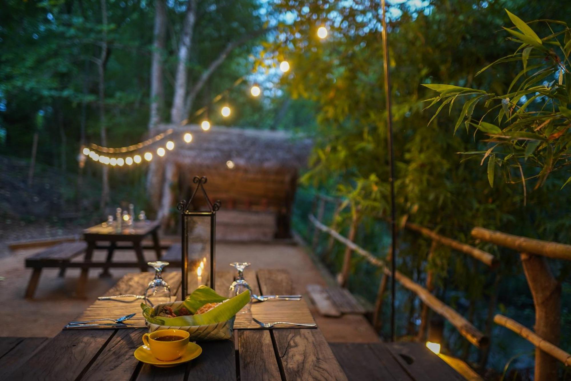 River Glamping By Gaga Bees 우다왈라웨 외부 사진